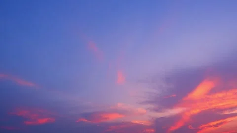 A vibrant sunset sky timelapse video footage. Stock-Footage 332827169