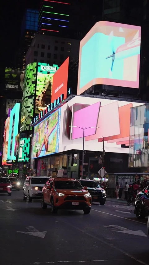 The Vibrant Times Square at Night featuring Illuminated Billboards Galore 스톡 동영상 291619112