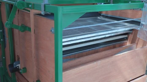 Vibration Sorting Machine Video stock 112207994