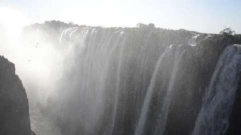 Victoria Falls with mist 動画素材 95635002
