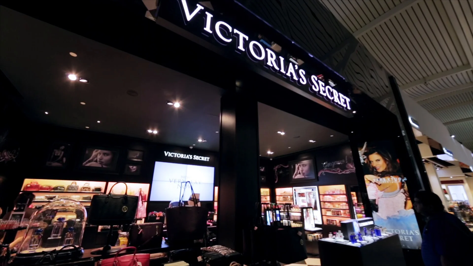 sm megamall victoria secret