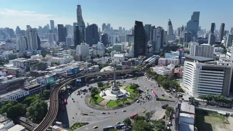 Victory Monument roundabout shows vehicles circulating around Stock Footage 333694565