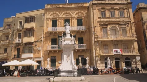 Victory square, the central point of the town of Vittoriosa (Birgu), in Malta Stock Footage 108086709