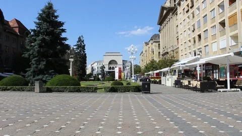 VICTORY SQUARE, TIMISOARA, ROMANIA: Left-Right panoramic view. HD video footage Stock Footage 97400031