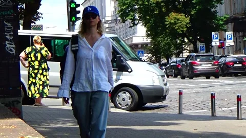 вид 4 Video stock 167016332