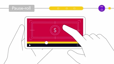 Video ad format pause-roll, the video starts after pressing the pause button. Stock Footage 212307258