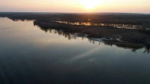 Video from the air, sunset on the river 库存影片 104238082