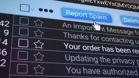 Video animation of an e-mail inbox folder with a phishing mail. Stock Footage 302331607