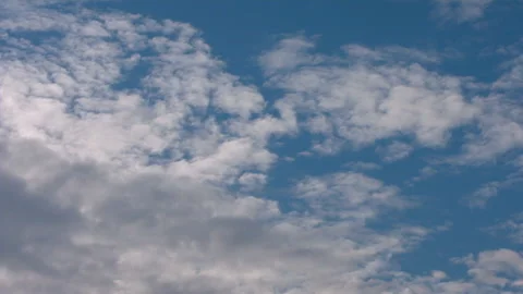 Video, Blue sky and clouds. Beautiful piling up clouds on a blue calm sky. Stock Footage 87080514