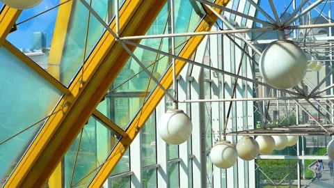 Video as the camera moves down inside the pedestrian bridge in Moscow Stockbeeldmateriaal 142382824