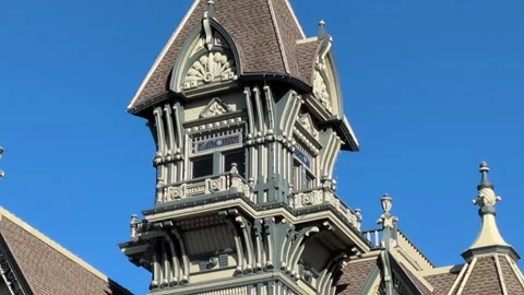 Video capturing Carson Mansion’s ornate Victorian details Stock Footage 332883540