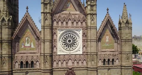 Video of a drone moving away from the expiatory temple in Guadalajara Stock Footage 186409845
