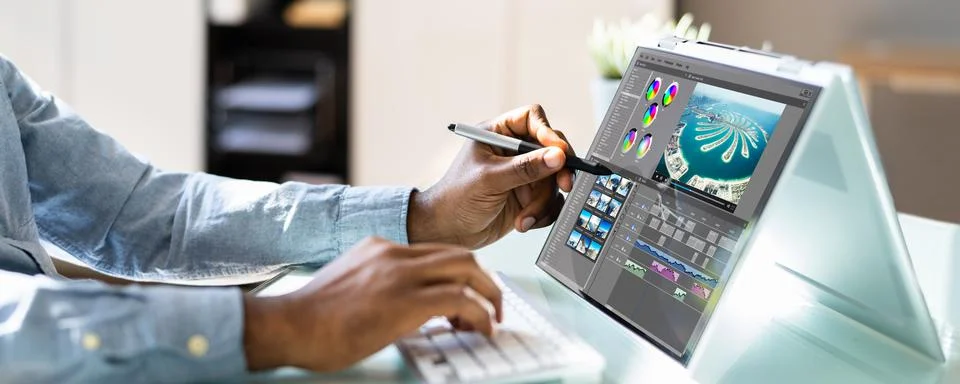 Video Editor Or Designer Using Editing Software Tech Foto stock