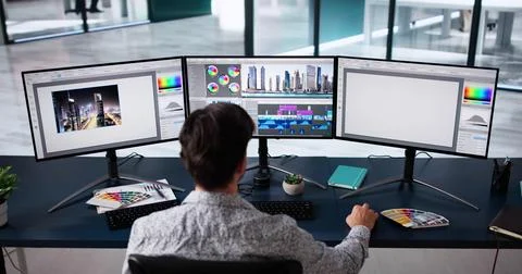 Video Editor Tech Job Using Computer 스톡 사진