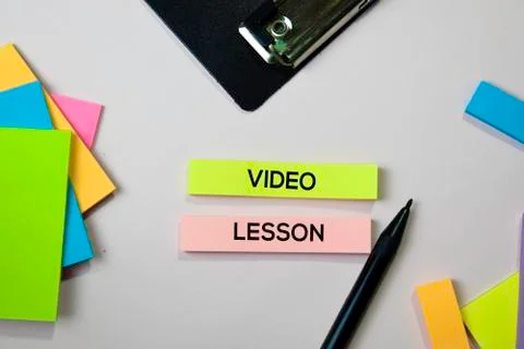 Video Lesson text on sticky notes with office desk concept Stock Photos