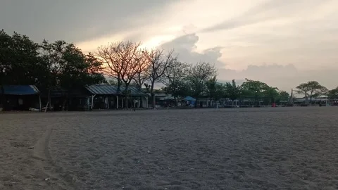 Video The Magic of Sunset at the Beach 1 Video stock 293282291
