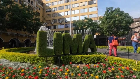 Video of the main square in the capital of Peru. Видео 233603288