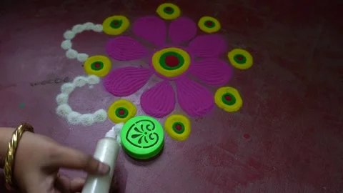 Video of making of  simple easy rangoli designs at home  Video stock 319436050
