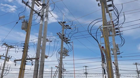 Video of preparing to open a disconnect switch on a riser pole. Stock Footage 345201740