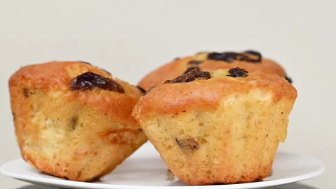 Video of a raisin cupcake Stock Footage 336495708