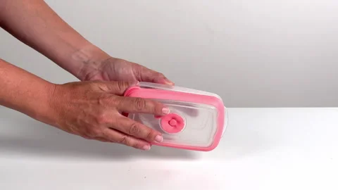  Video with real sound effect of Plastic container lid snapping shut Stock Footage 328615867