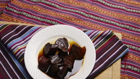 A video showcasing dulce de camote (sweet potato candy), a traditional Salv.. Vídeo Stock 303668768
