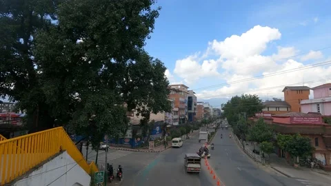 Video of traffic coming down Pulchowk in Lalitpur 스톡 동영상 206276558