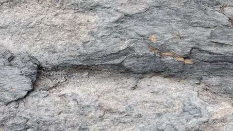 Video of typical stone wall of an ancient Italian house Vídeo Stock 112247712