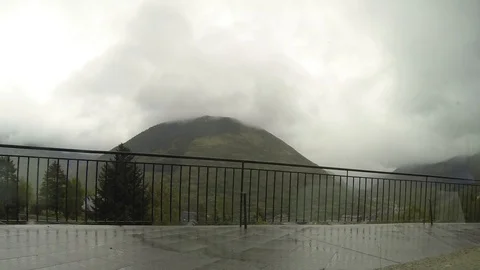 Vielha mountain with low clouds time lapse Stock Footage 108995546