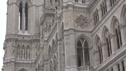 Vienna, Austria, Dec 28, 2023, Detail of the Vienna City Hall building 库存影片 285111320