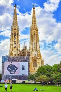 VIENNA, AUSTRIA-SEPTEMBER 10, 2015:Votive Church is a neo-Gothic church locat Stock Photos