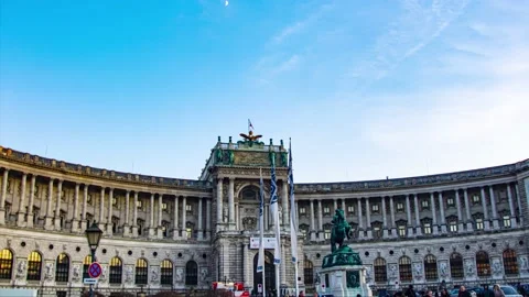 Vienna hyperlapse of Heldenplatz hitler balcony Stock Footage 167680313