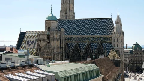 Vienna, St. Stephen's Cathedral. AUSTRIA Video stock 100094992