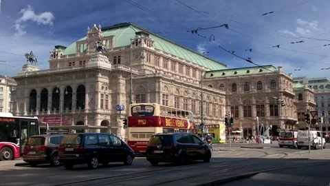 Vienna State Opera - wide angle shot - Staatsoper Wien Totale - SKY replaced Stock Footage 74375378
