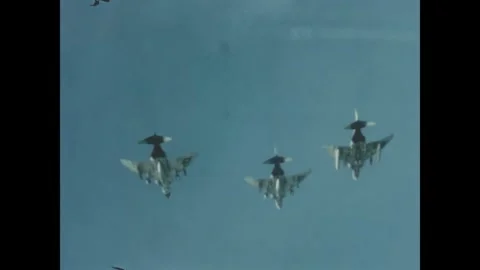 VIETNAM - 1966 - View from below of US Marine F4H-1 Phantom jets flying in Stock-Footage 340654888