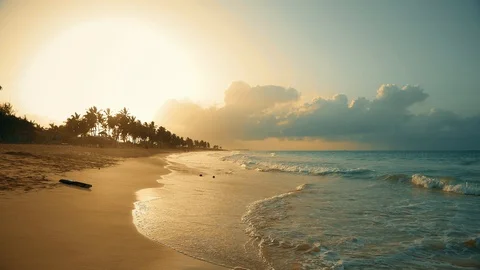 Vietnam beach sunset. Waves on the sans, Big sun over sea Stock-Footage 110799462