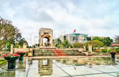 Vietnam War Memorial in Hanoi Stock Photos