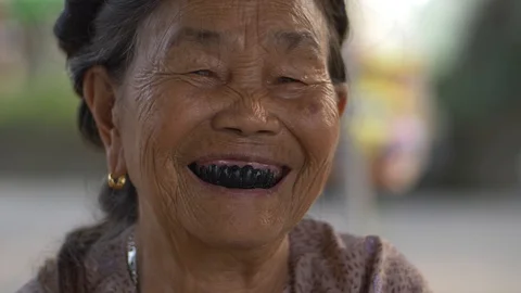 Vietnamese black teeth woman Stock Footage