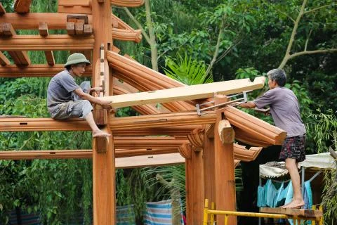 Vietnamese builders Stock Photos