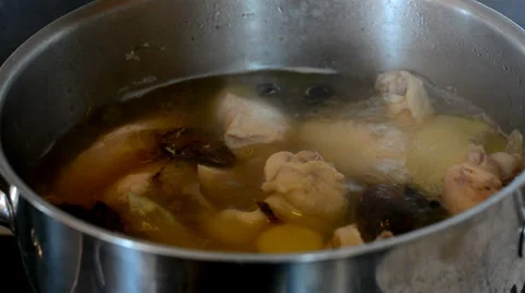 The Vietnamese soup is cooked in a pot Stock-Footage 37797201