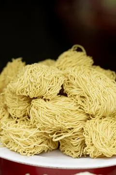 Vietnamese spring rolls, summer spring rolls, or salad spring rolls Foto stock