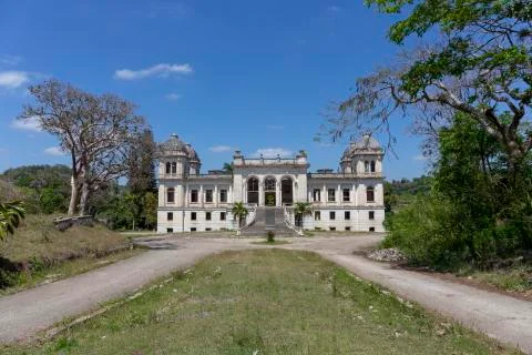 View of an abandoned mansion Stock Photos