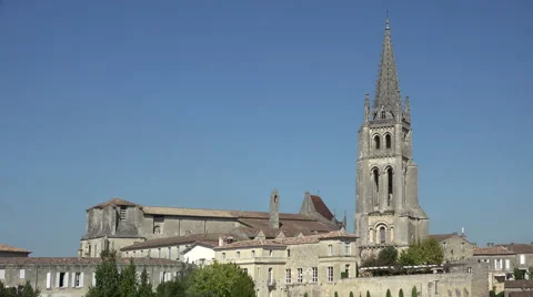 View of the abbey of Saint Emilion Video stock 55553849