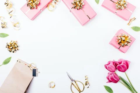 View from above on table with present boxes 스톡 사진