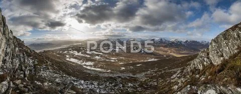 A view across the Cairngorms from the top of Creag Dubh near Newtonmore, Stock Photos