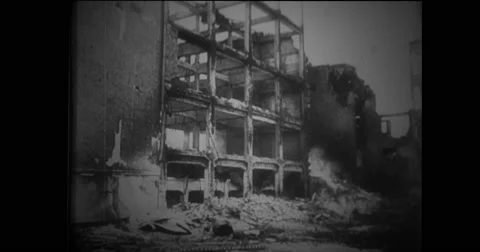 View of aftermath after war Stock Footage 43403225