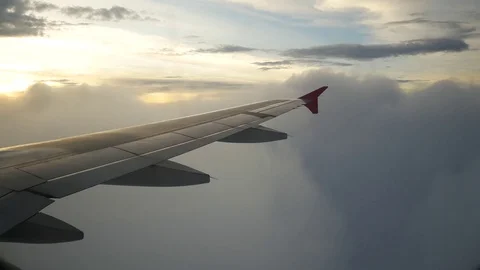A view from the airplane. The aircraft is flying into the cloud. 動画素材 71943161