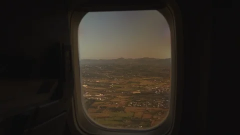 View from airplane window 5 | zoom in motion moving forward ibiza landscape Vídeo Stock 118660548