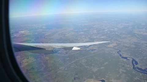 View From Airplane Window Making Right Turn 스톡 동영상 102499446