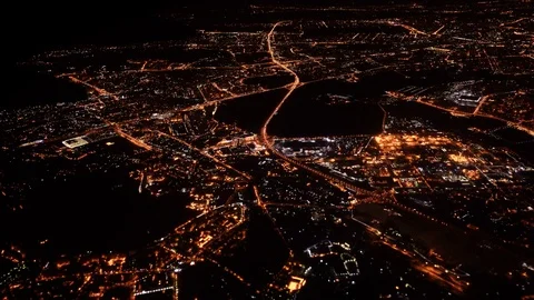 View from the airplane window. Night time. Lights of the street. 스톡 동영상 87913645